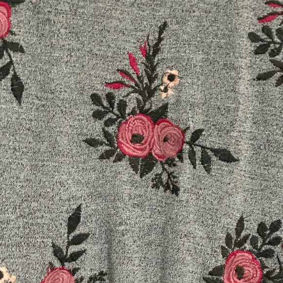 Ashley LeMieux Floral Embroidered Peplum Knit Top Green 3/4 Sleeve Stretch Sz S - Picture 4 of 6